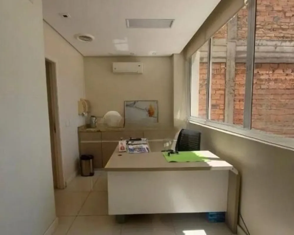 Depósito-Galpão, 2500 m² - Foto 1