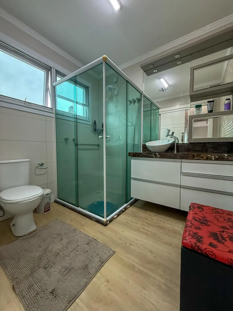 Casa, 4 quartos, 320 m² - Foto 1