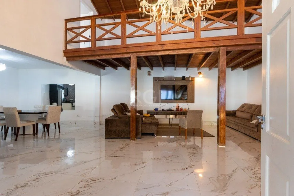Casa, 2 quartos, 200 m² - Foto 1