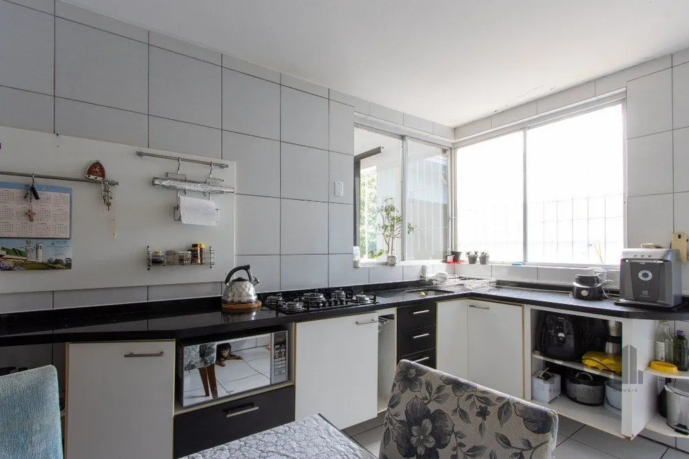 Casa, 5 quartos, 312 m² - Foto 1