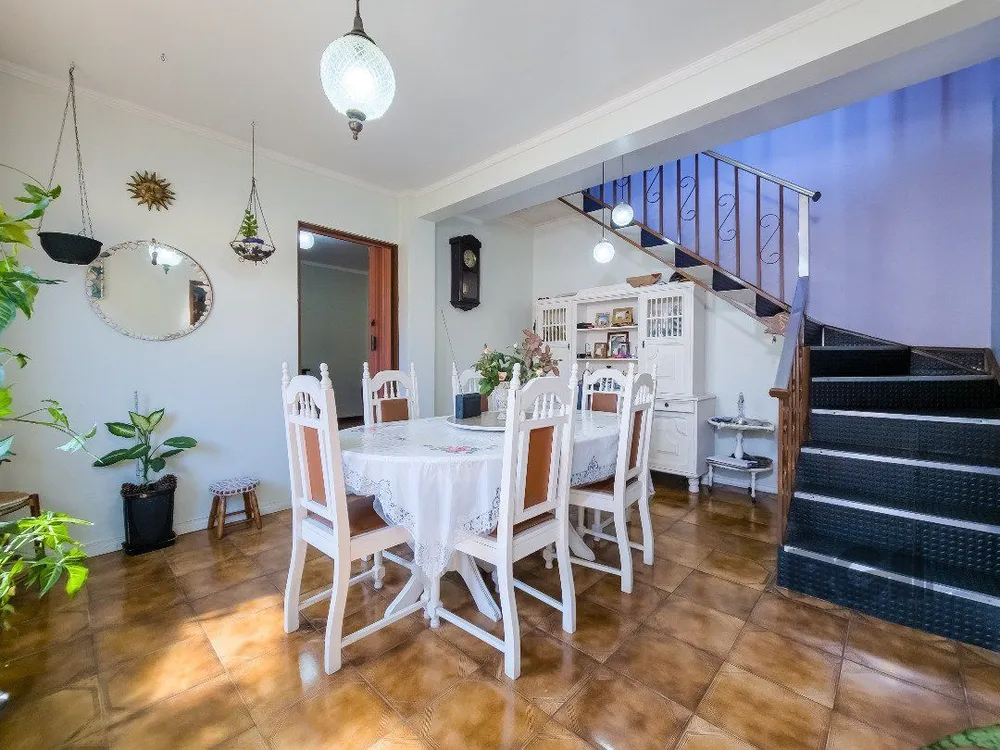Casa, 4 quartos, 131 m² - Foto 2