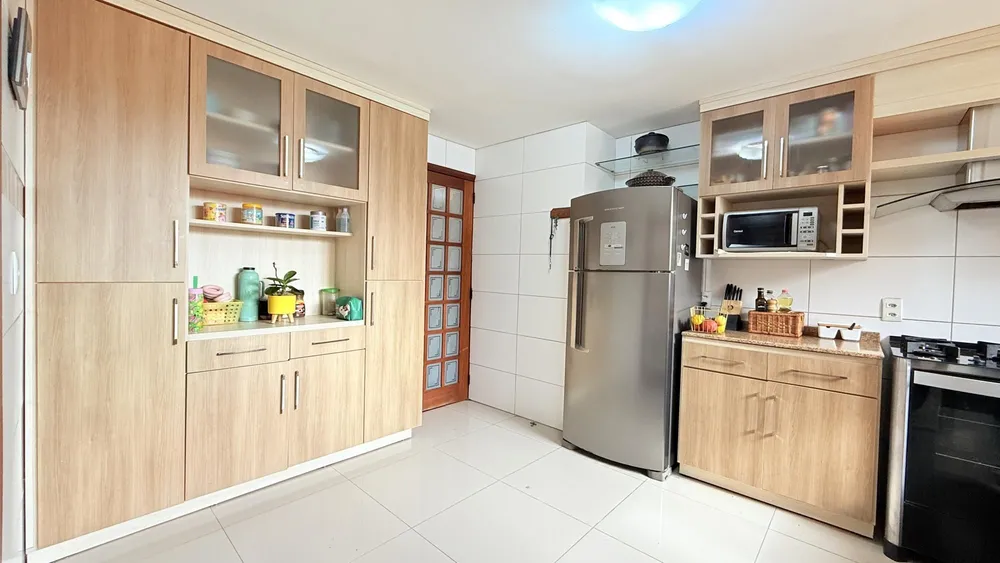 Casa, 4 quartos, 260 m² - Foto 8