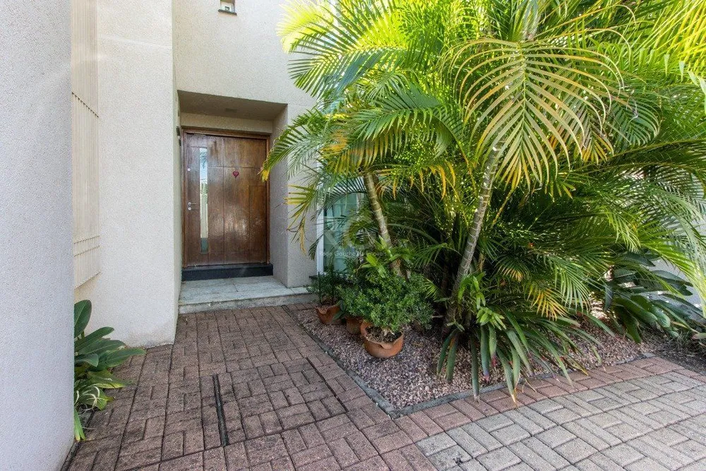 Casa, 4 quartos, 286 m² - Foto 1