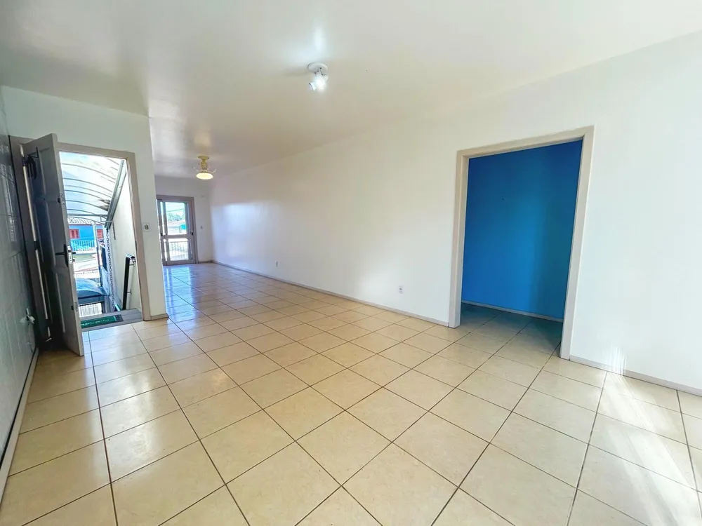Casa, 3 quartos, 233 m² - Foto 1