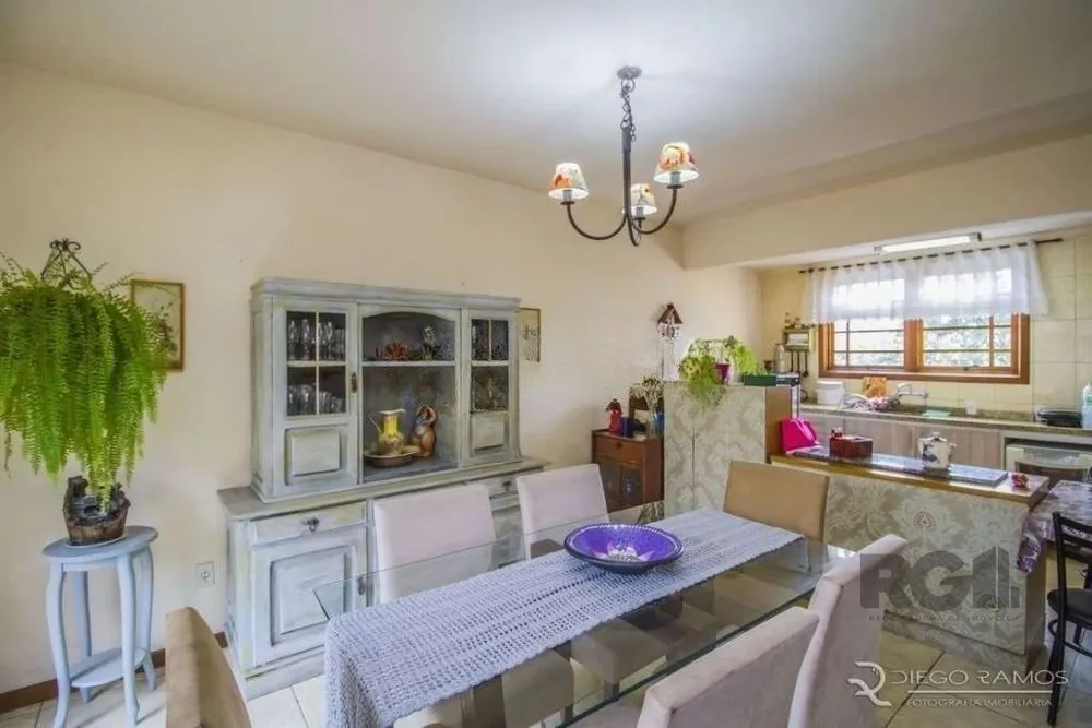 Casa, 4 quartos, 222 m² - Foto 1