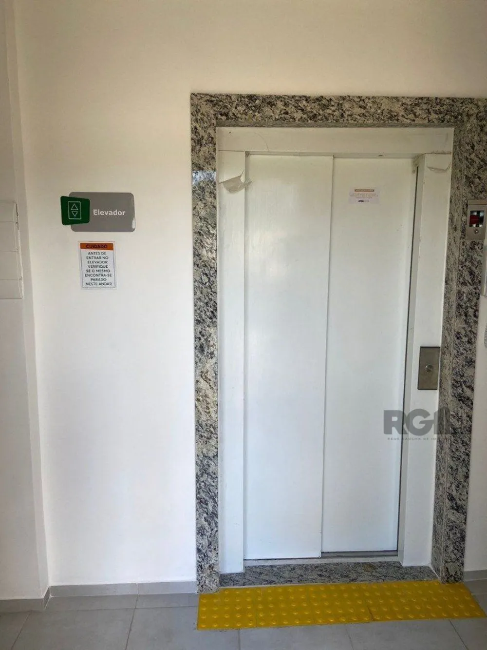 Casa, 4 quartos, 257 m² - Foto 2