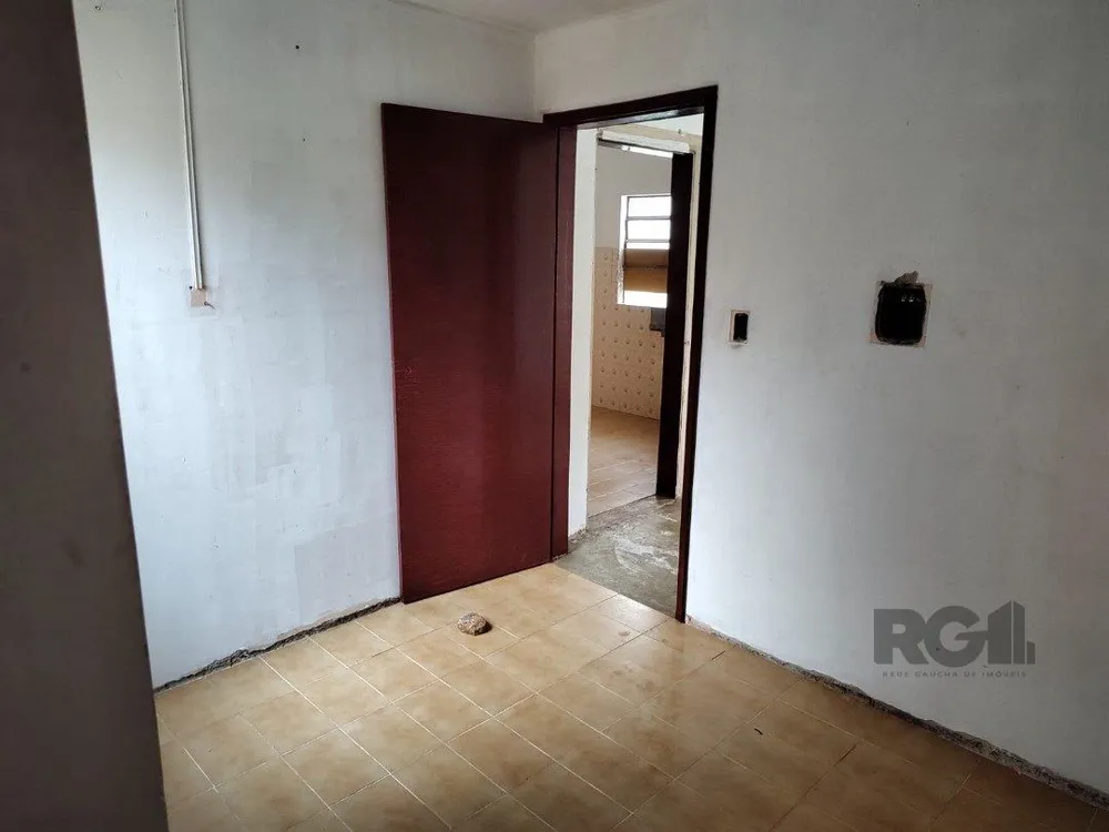 Casa, 4 quartos, 247 m² - Foto 2