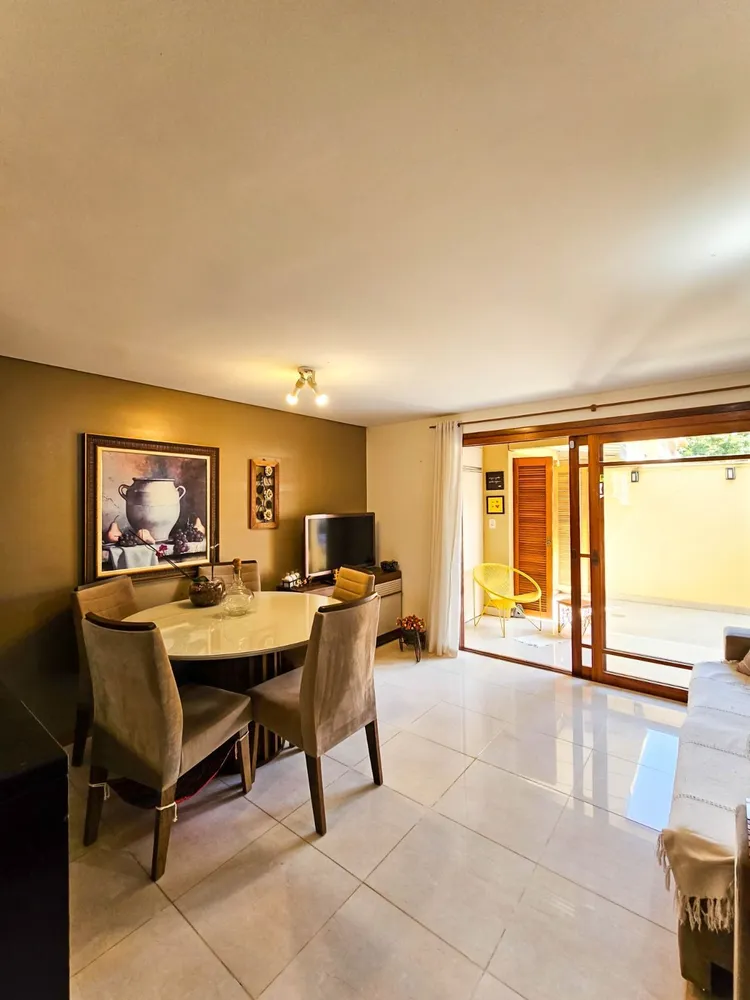 Casa, 3 quartos, 163 m² - Foto 1