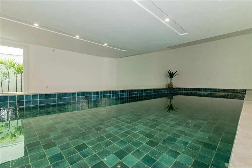 Apartamento, 3 quartos, 227 m² - Foto 2