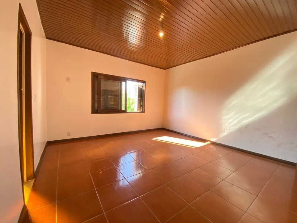 Casa, 3 quartos, 244 m² - Foto 4