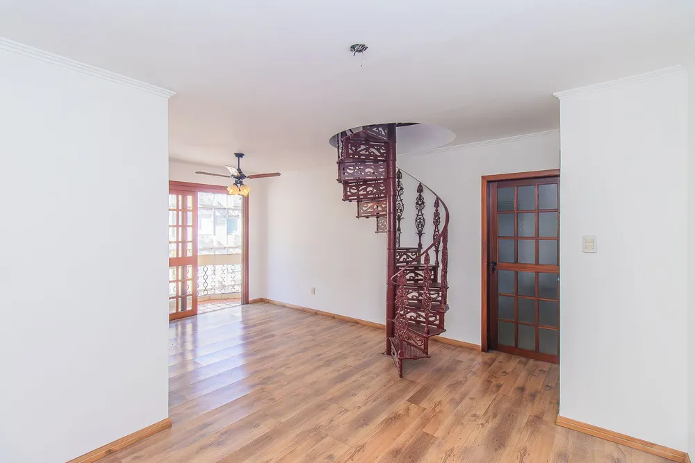 Cobertura, 3 quartos, 209 m² - Foto 2