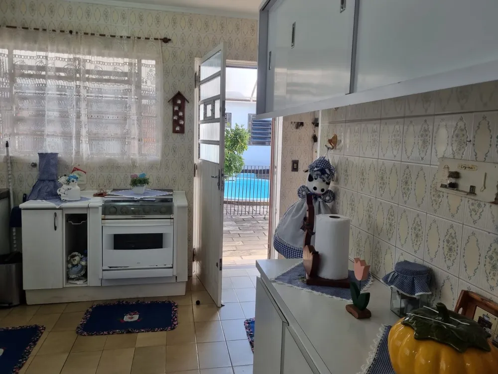 Casa, 3 quartos, 230 m² - Foto 9