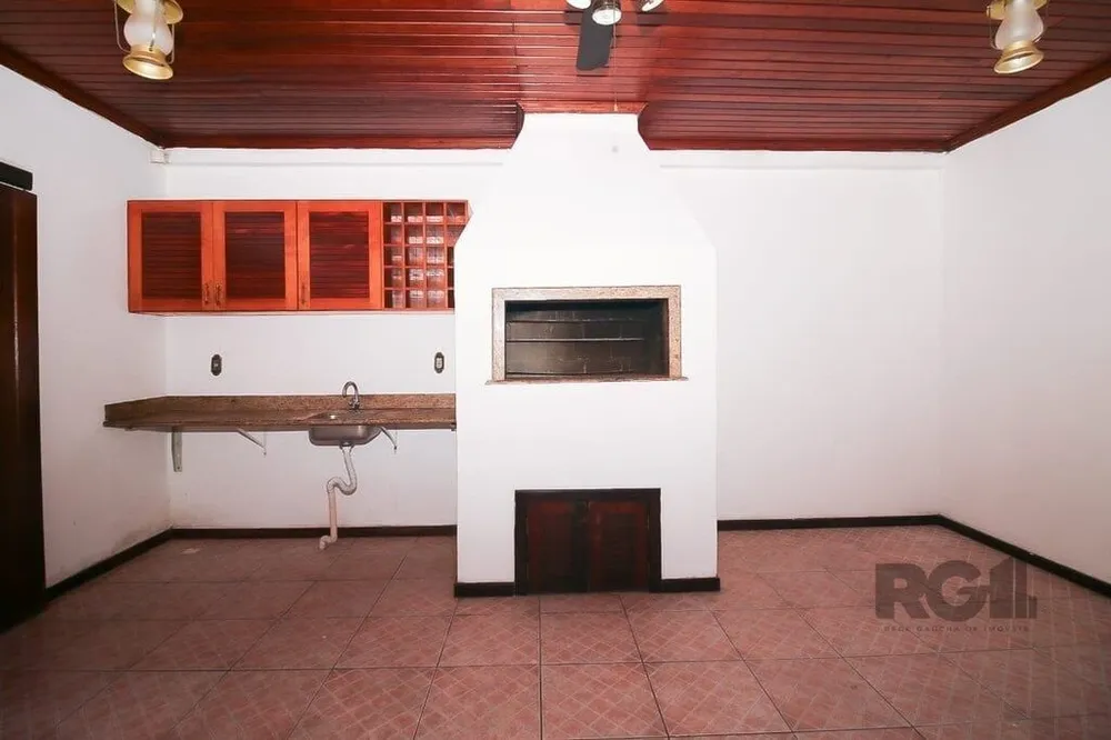 Casa, 4 quartos, 247 m² - Foto 2