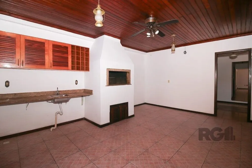 Casa, 4 quartos, 247 m² - Foto 3