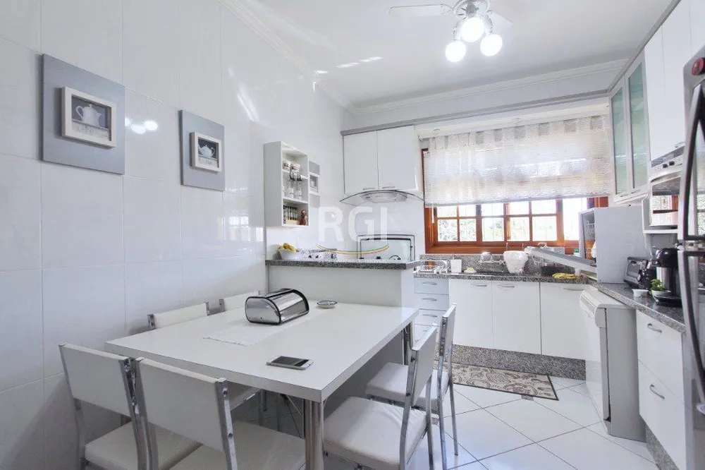 Casa, 3 quartos, 250 m² - Foto 6