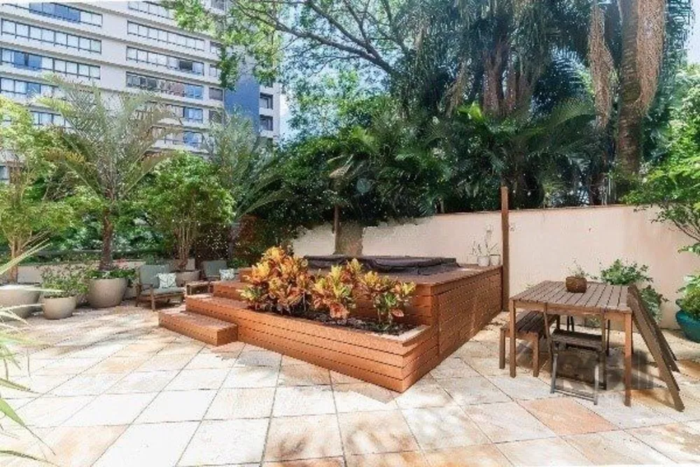 Apartamento, 3 quartos, 192 m² - Foto 2