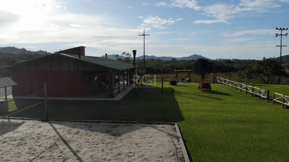 Chácara, 3 quartos, 1979 m² - Foto 4