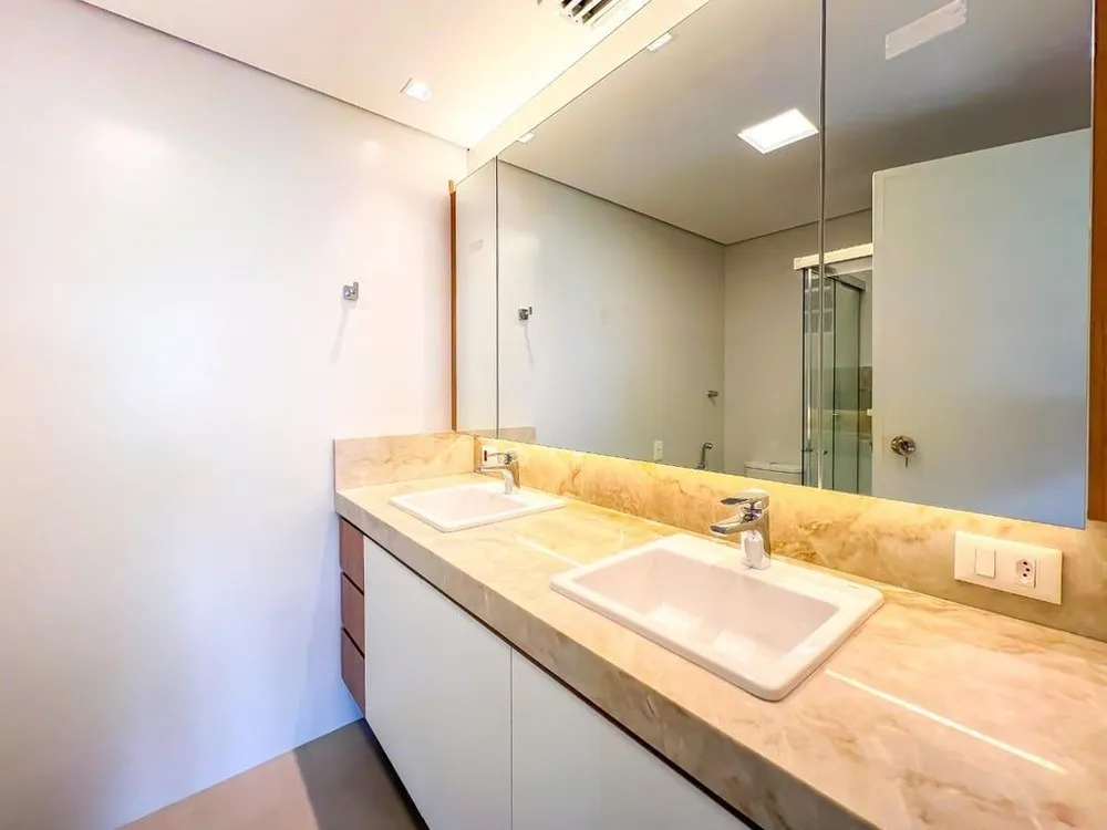 Apartamento, 4 quartos, 226 m² - Foto 2