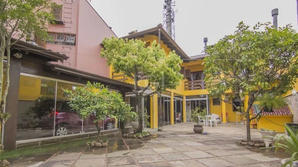 Casa, 3 quartos, 252 m² - Foto 2