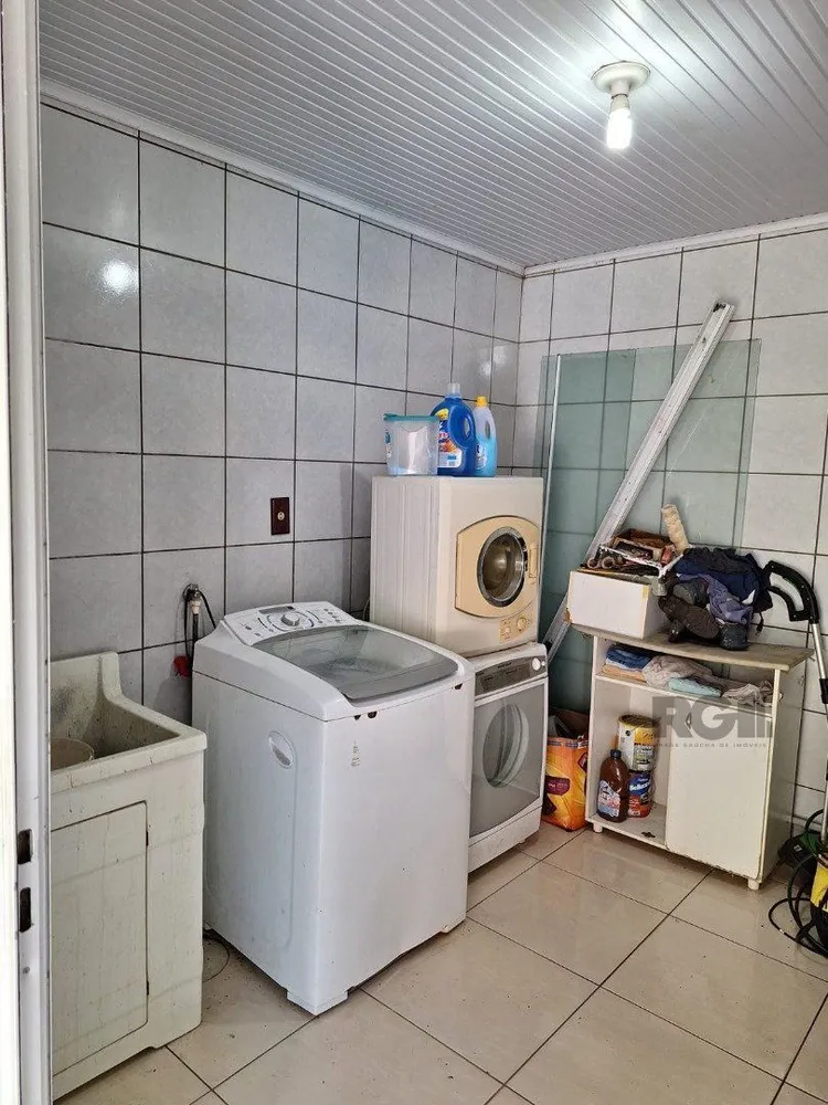 Casa, 3 quartos, 219 m² - Foto 2