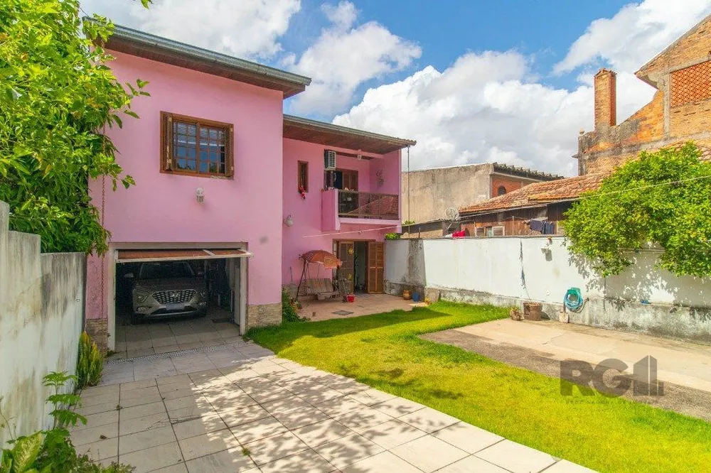 Casa, 3 quartos, 297 m² - Foto 1