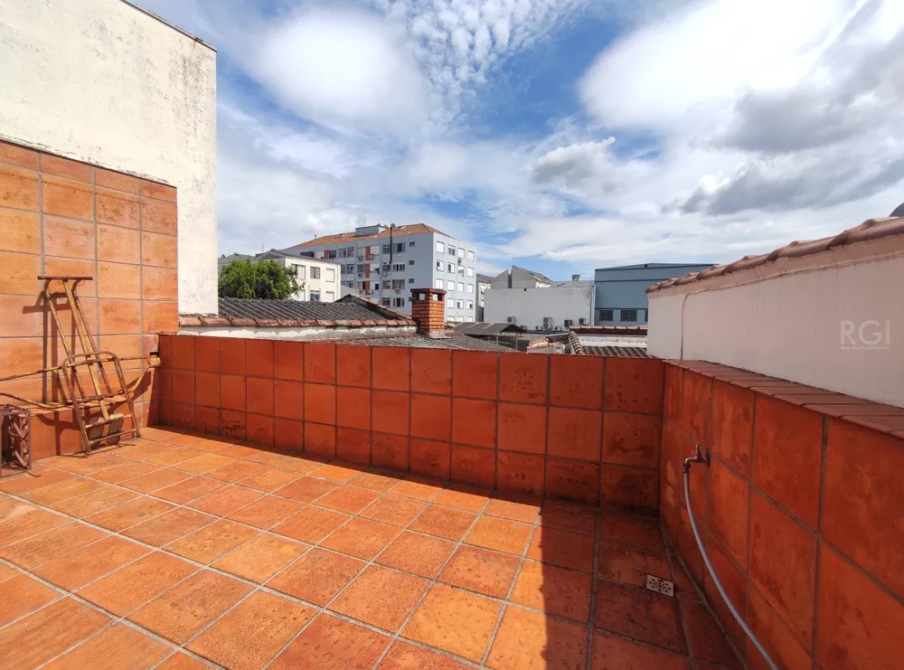 Sobrado, 3 quartos, 200 m² - Foto 1