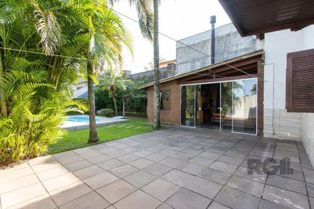 Casa, 3 quartos, 179 m² - Foto 1