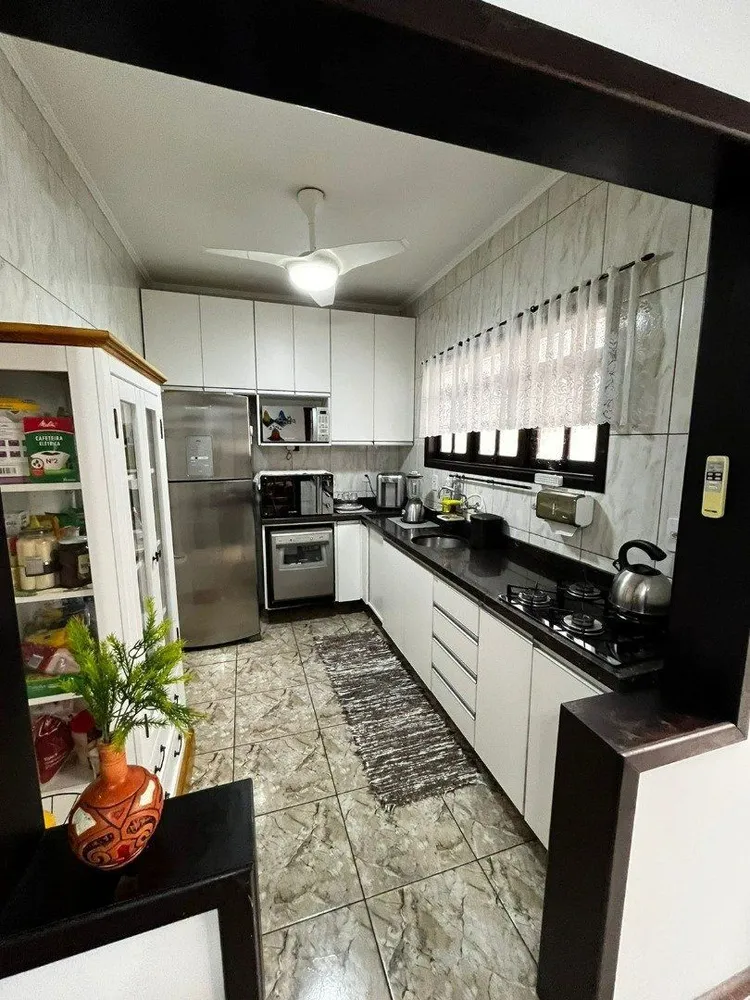 Casa, 3 quartos, 300 m² - Foto 4