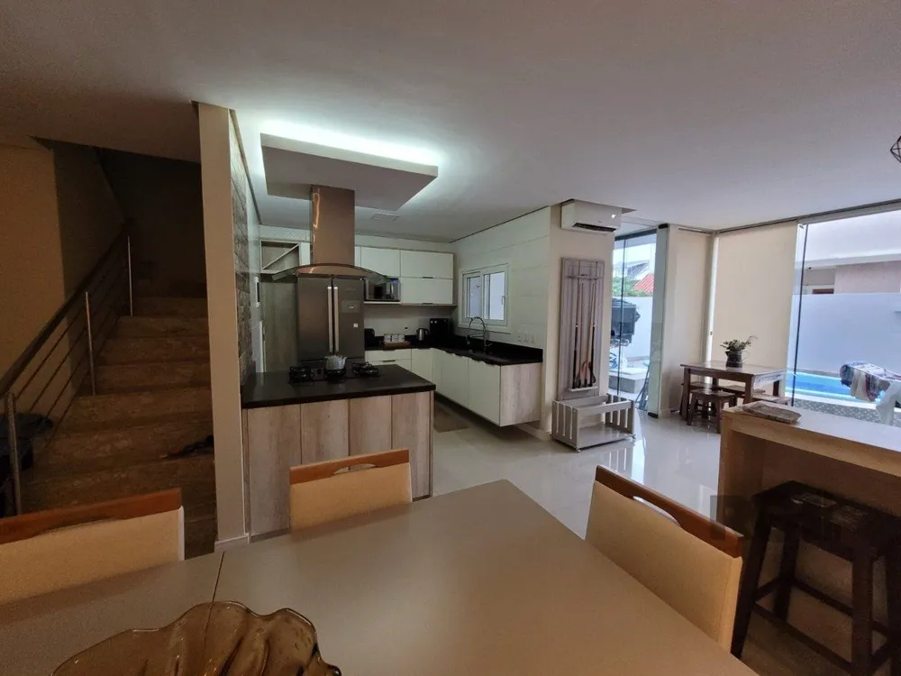 Casa, 3 quartos, 177 m² - Foto 6