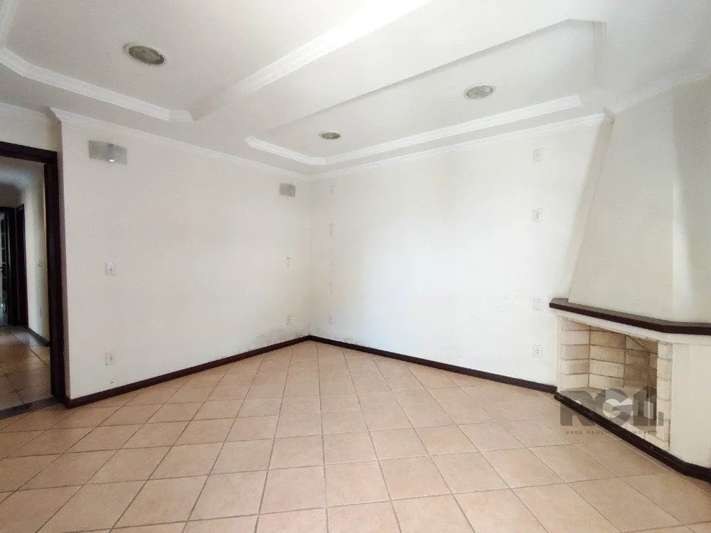 Casa, 4 quartos, 230 m² - Foto 2