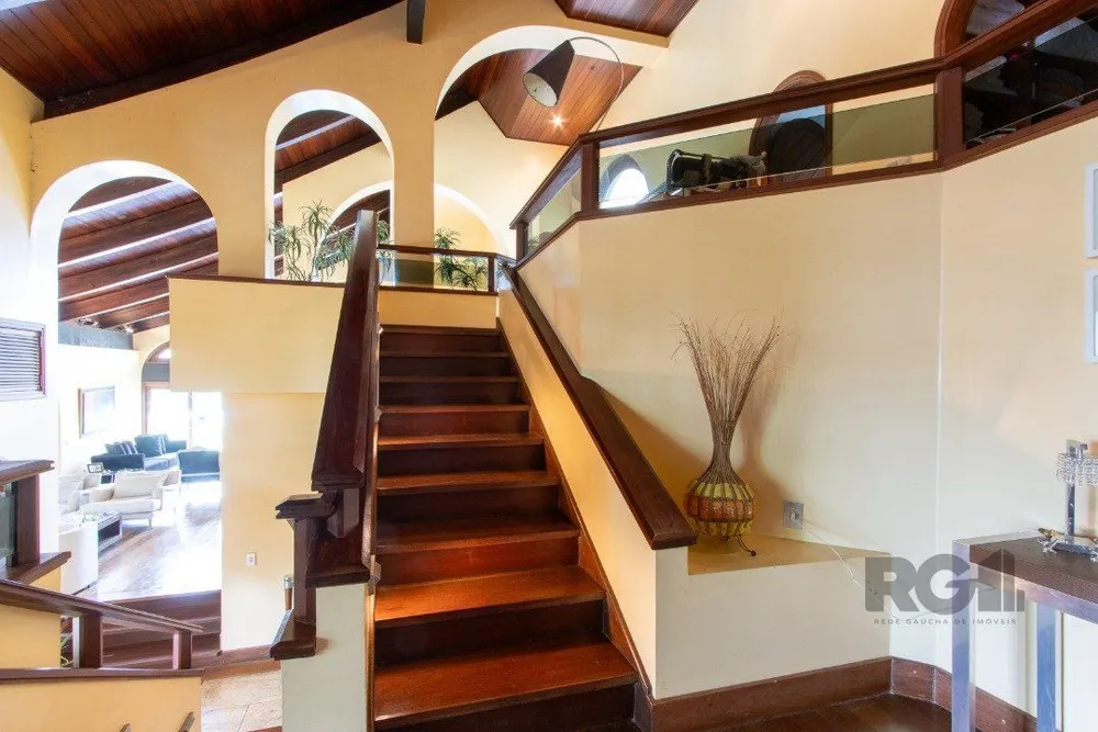 Casa, 4 quartos, 645 m² - Foto 1