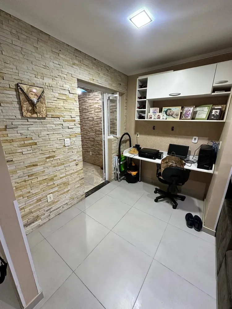 Casa, 4 quartos, 190 m² - Foto 4