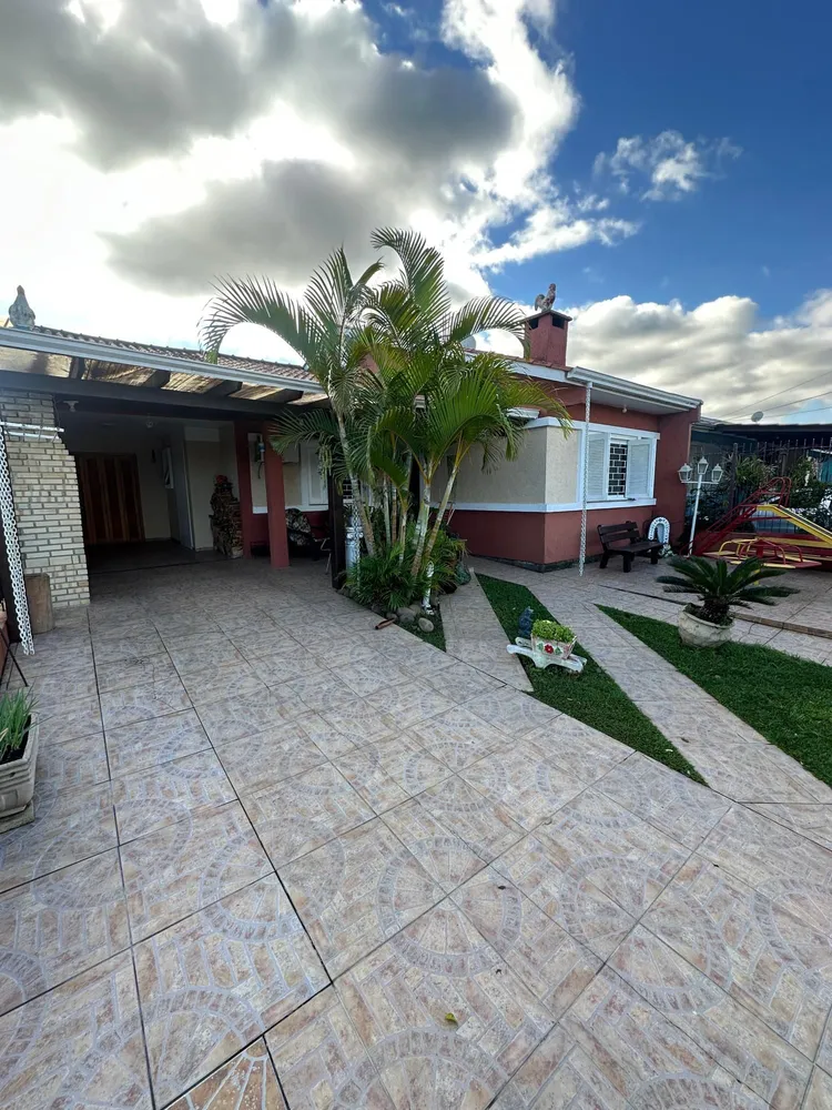 Casa, 4 quartos, 190 m² - Foto 1