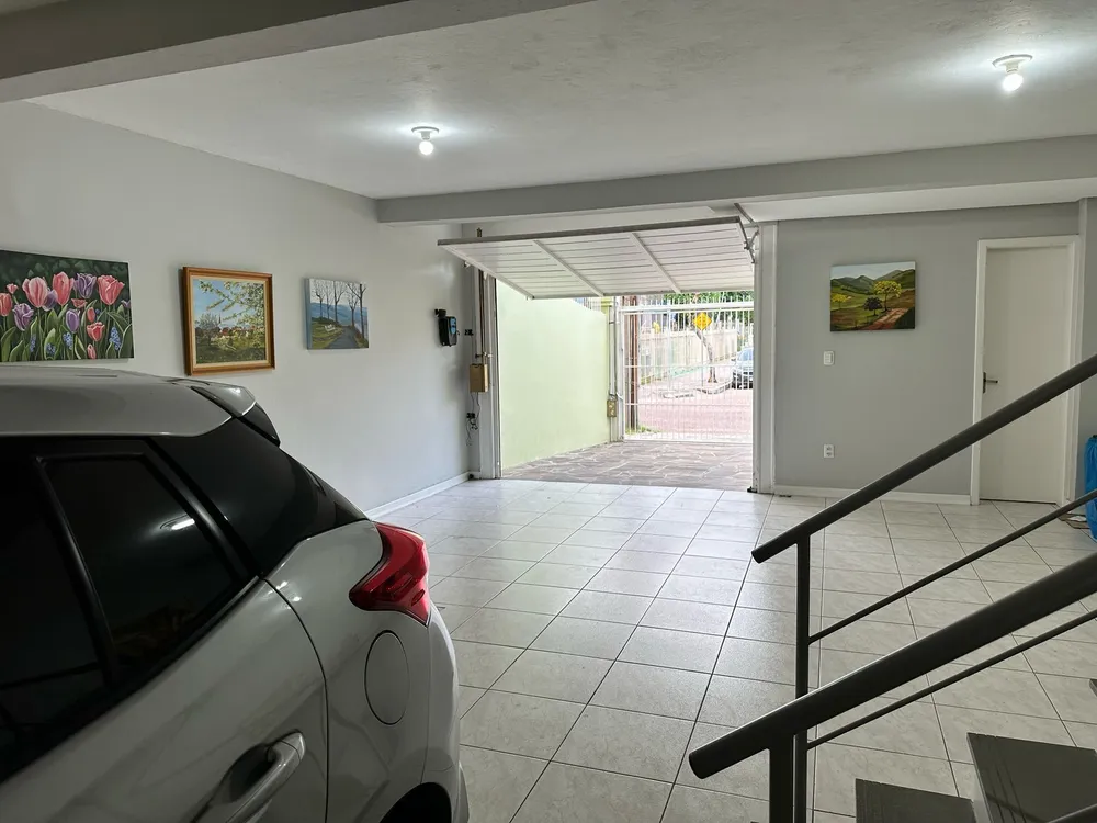Casa, 3 quartos, 252 m² - Foto 1