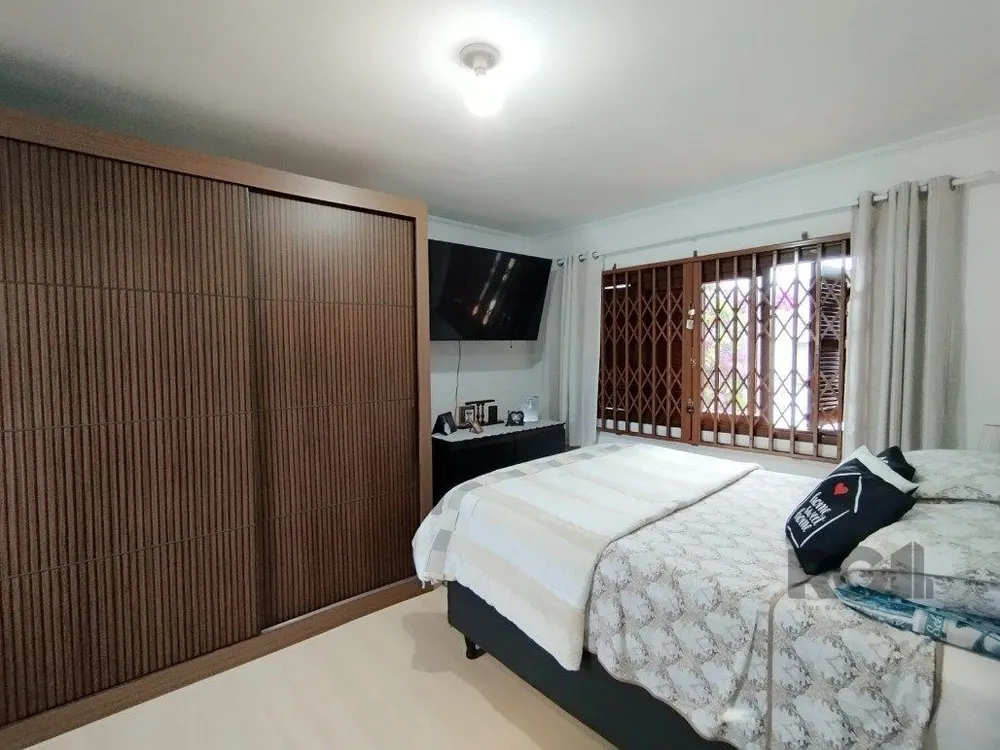 Casa, 3 quartos, 232 m² - Foto 4