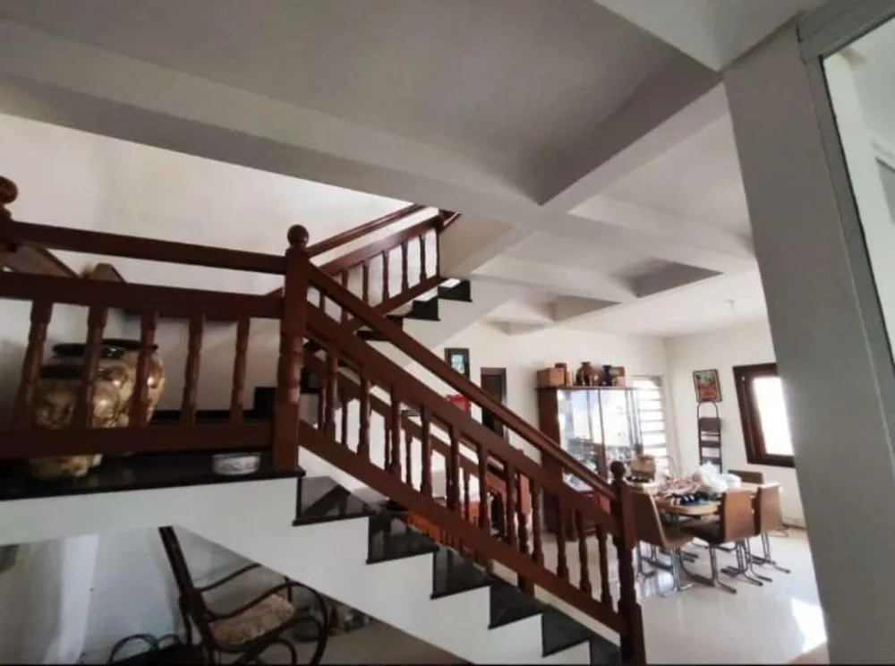 Casa, 5 quartos, 362 m² - Foto 4