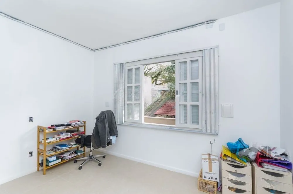 Casa, 4 quartos, 224 m² - Foto 1