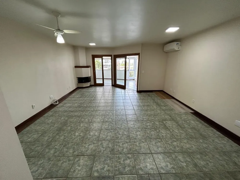 Apartamento, 3 quartos, 167 m² - Foto 2