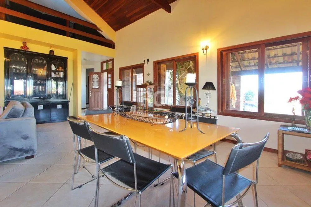 Casa, 5 quartos, 260 m² - Foto 3