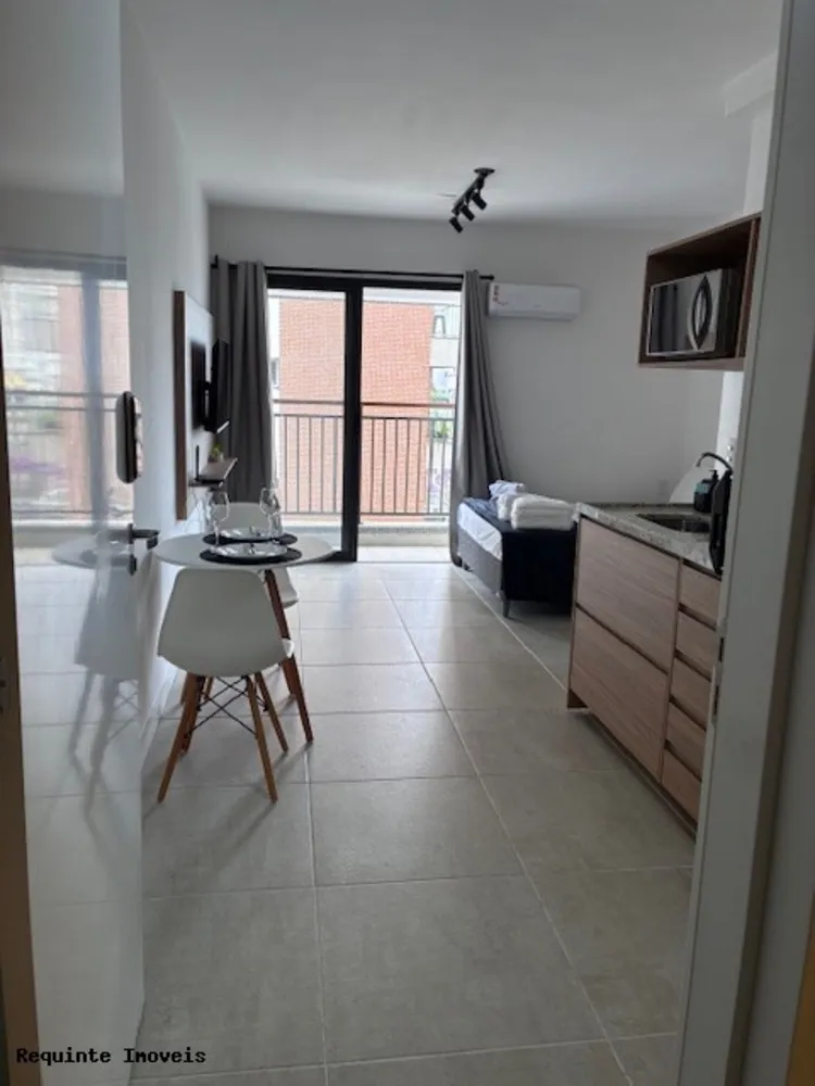 Apartamento, 1 quarto, 27 m² - Foto 2
