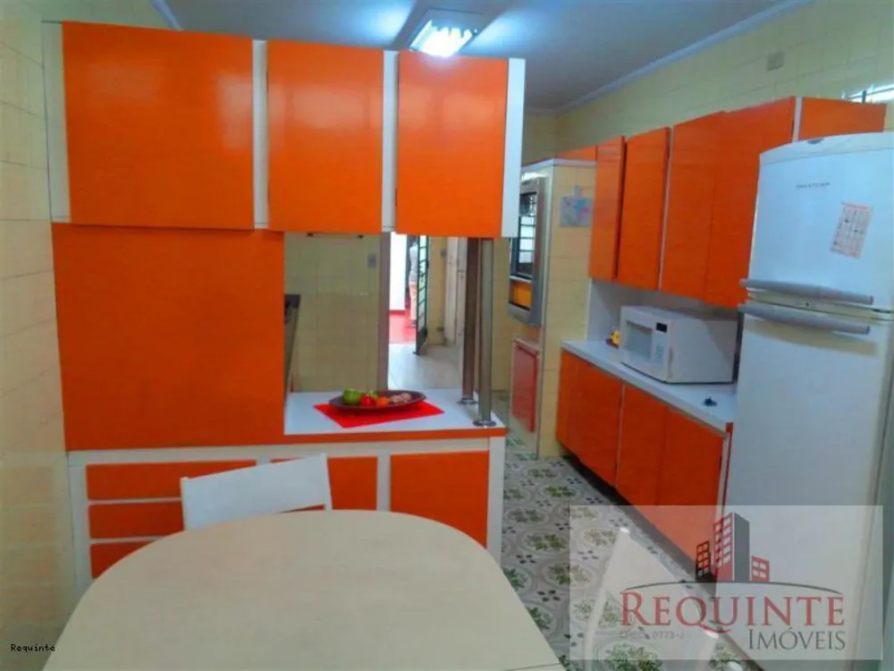 Casa, 3 quartos, 250 m² - Foto 9