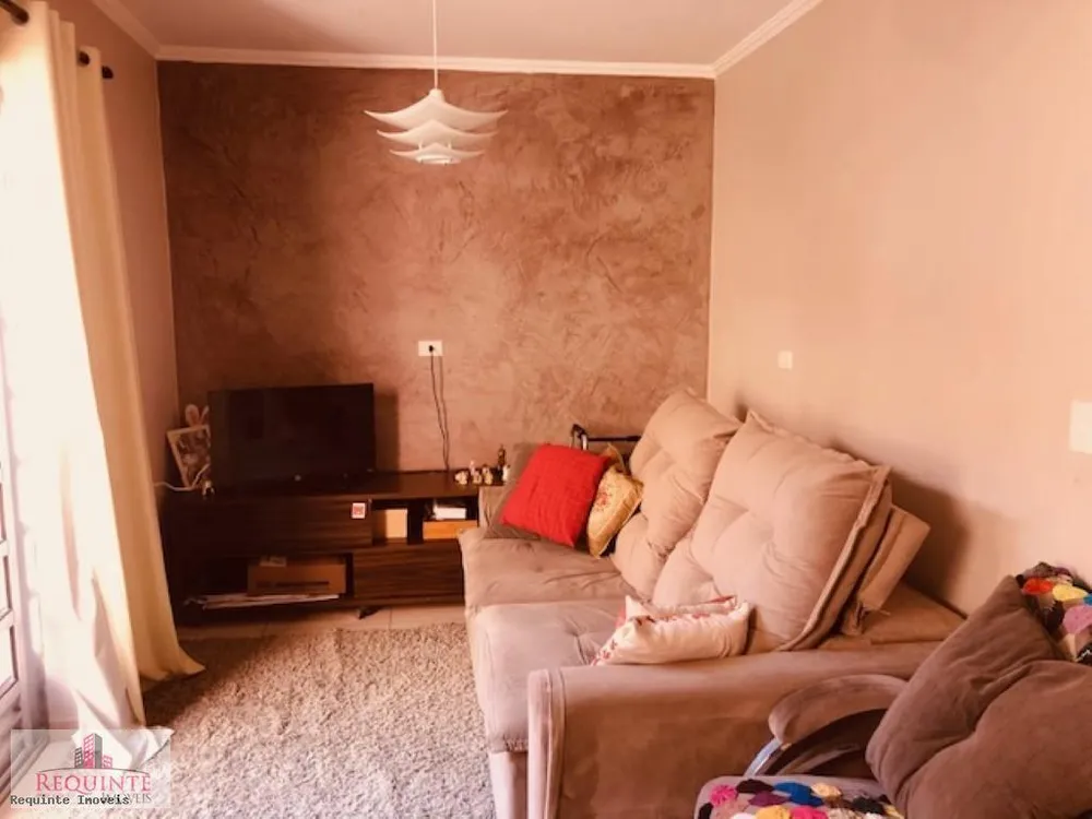 Sobrado, 8 quartos, 220 m² - Foto 2
