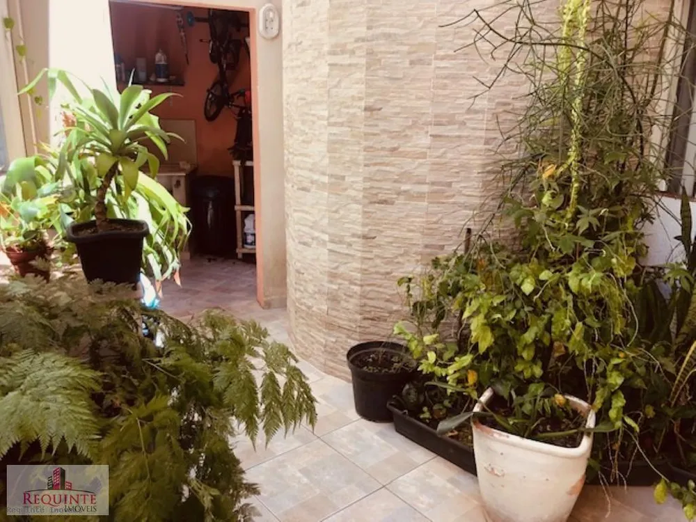 Sobrado, 8 quartos, 220 m² - Foto 11