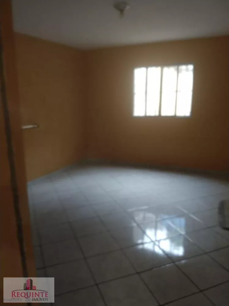 Casa à venda com 3 quartos, 300m² - Foto 5