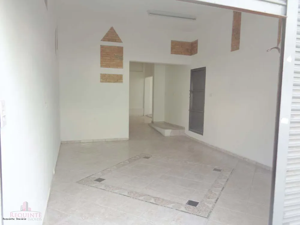 Casa, 3 quartos, 244 m² - Foto 3
