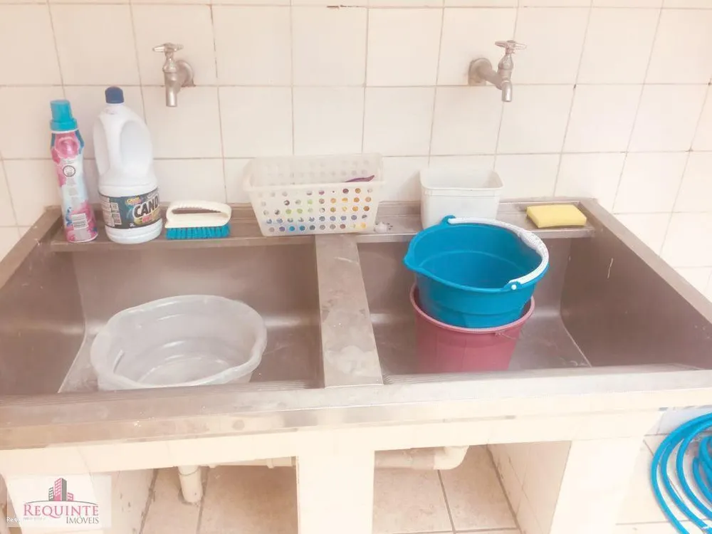 Sobrado, 5 quartos, 240 m² - Foto 2