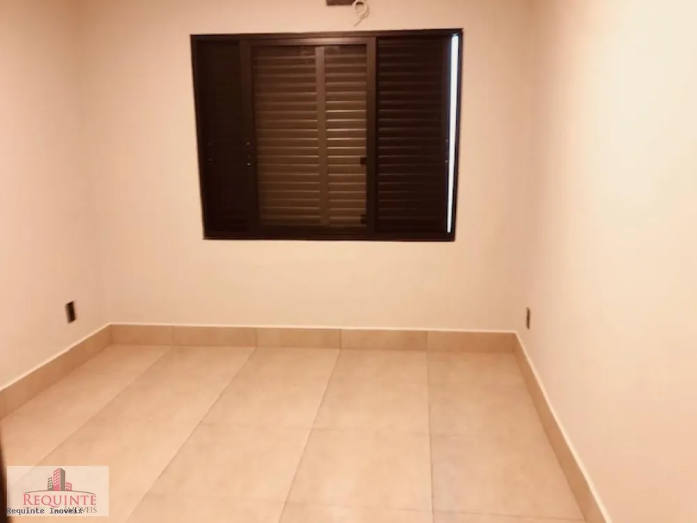 Casa, 4 quartos, 290 m² - Foto 1
