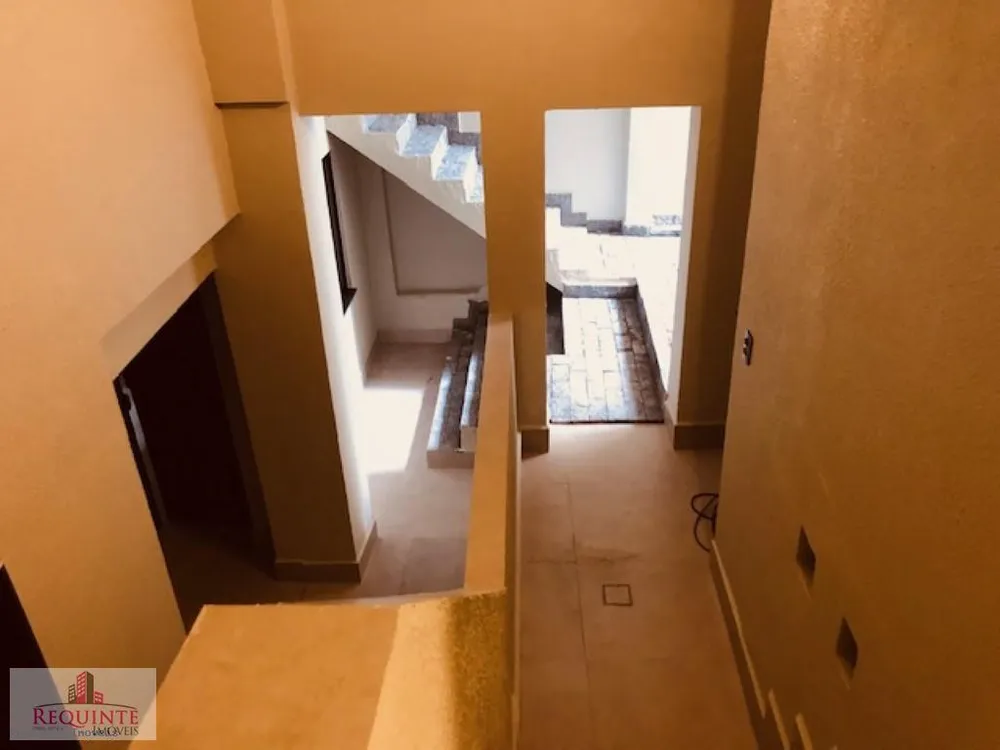 Casa, 4 quartos, 290 m² - Foto 2