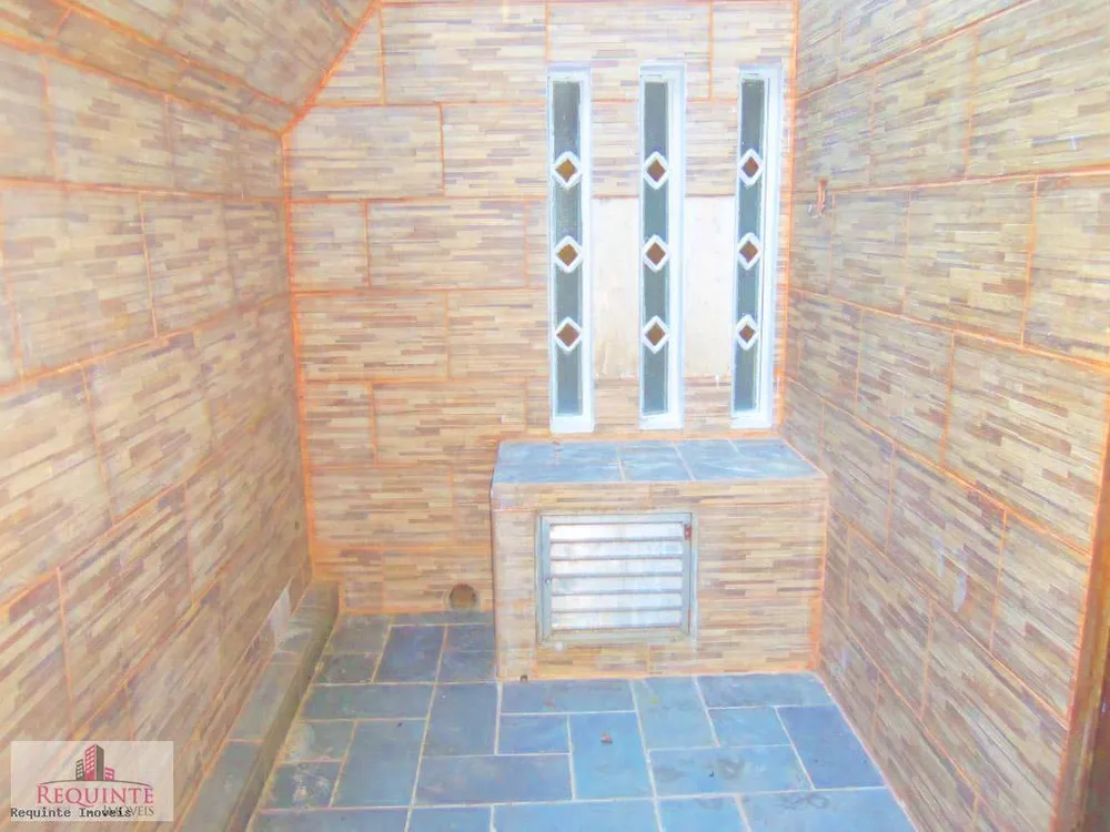 Sobrado, 6 quartos, 279 m² - Foto 2