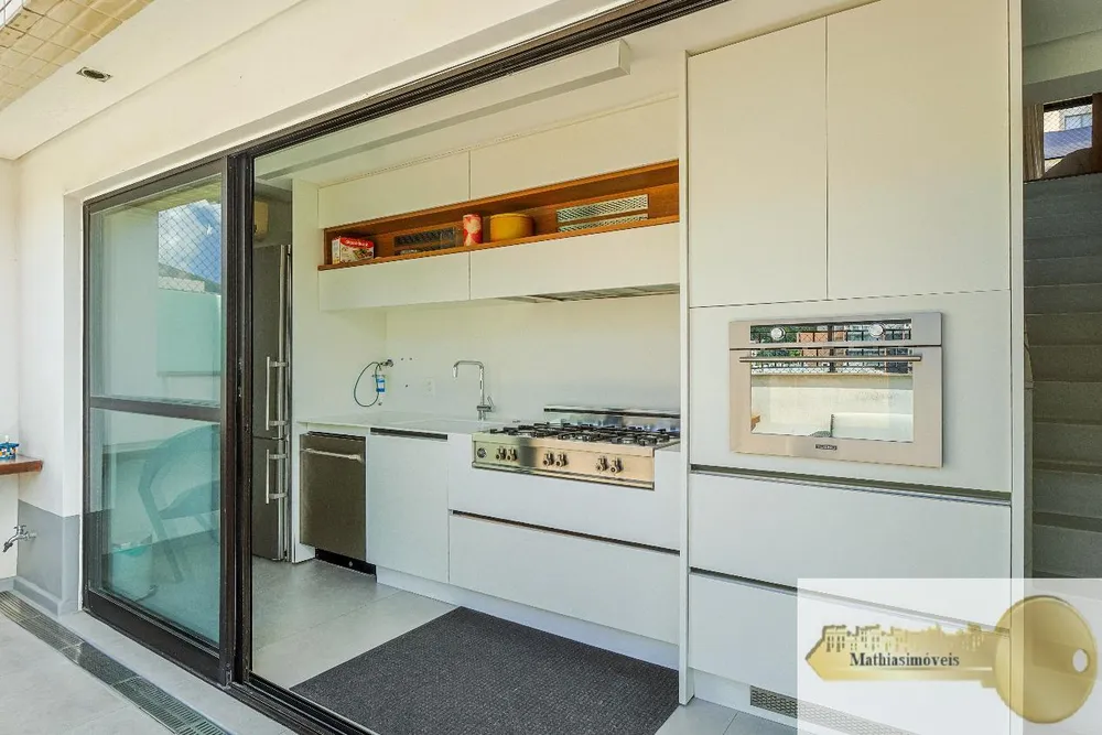 Cobertura, 4 quartos, 235 m² - Foto 2
